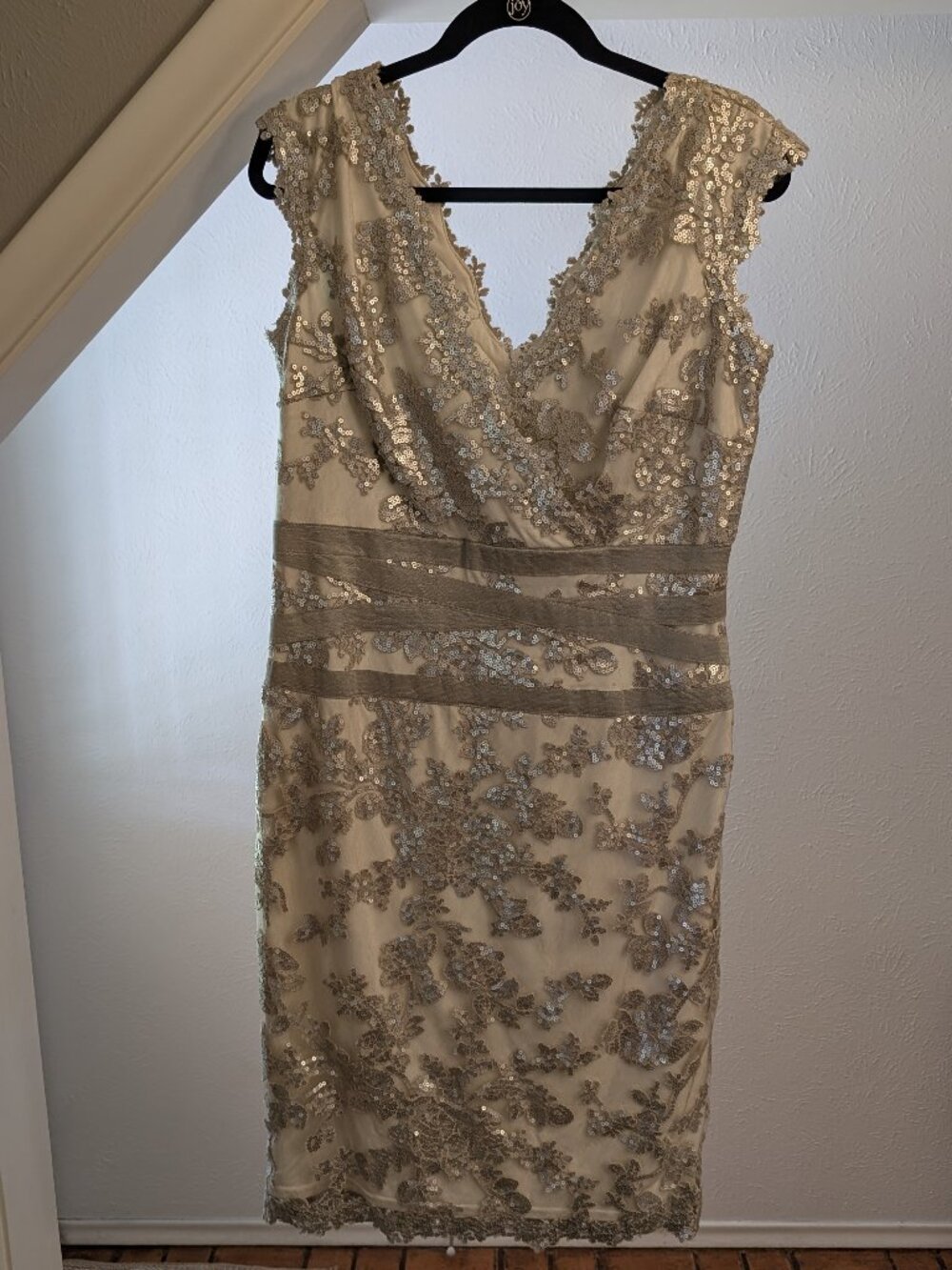 Size 12 14 Women's Tadashi Shoji Sleeveless Metallic Beaded Sequin Gold Dress